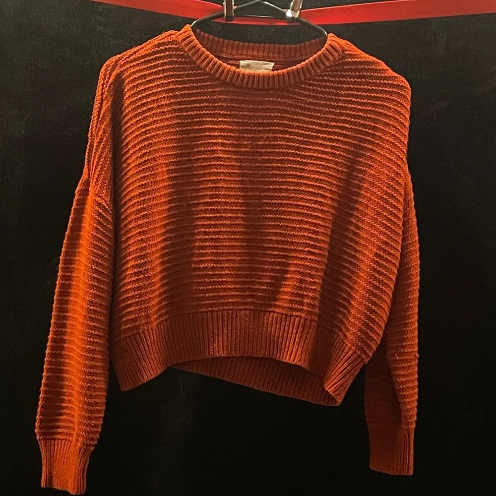 Cozy Orange Knit Sweater - Picture 2 of 3